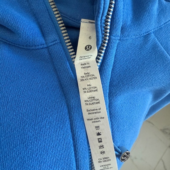 Lululemon NWT Scuba Full Zip Cropped Hoodie, Size 6 ,Pipe Dream Blue - Picture 3 of 4